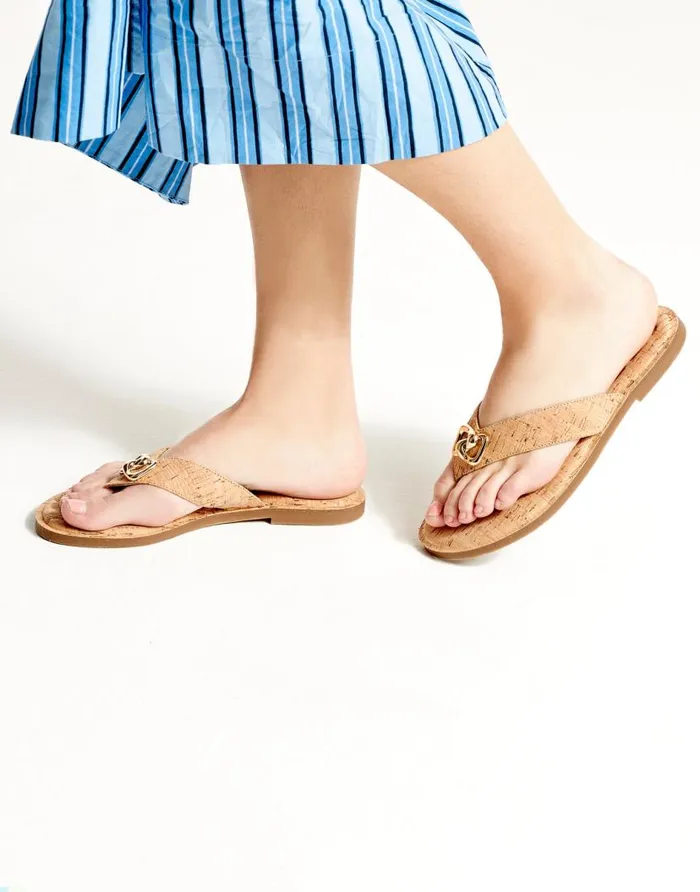 Aerosoles Comfortable Women039s Ornamented Thong Sandal In Cork Cork Cork Women Clogs and Mules