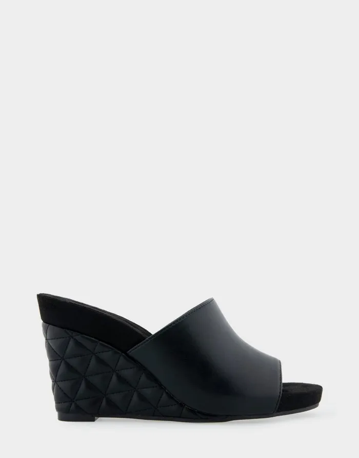 Aerosoles Comfortable Women039s Quilted Heel Footbed Wedge Slide In Black Faux Leather Black Faux Leather Women Dress
