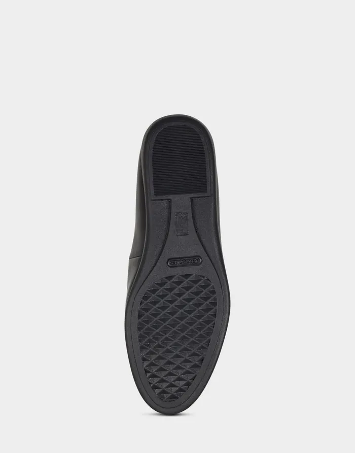 Aerosoles Comfortable Women039s Woven Plug Loafer In Black Faux Leather Black Faux Leather Women Clogs and Mules