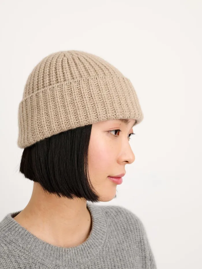 Alex Mill Women Cashmere Beanie Gravel