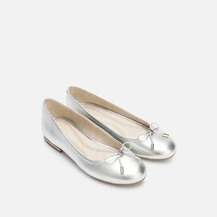 Balance Metallic Ballet Flat Platinum Women Kenneth Cole Flats