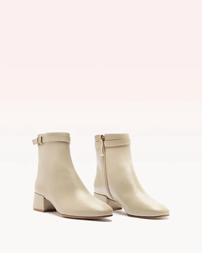 Boots Women Alexandre Birman Candance 40 Bootie Chalk