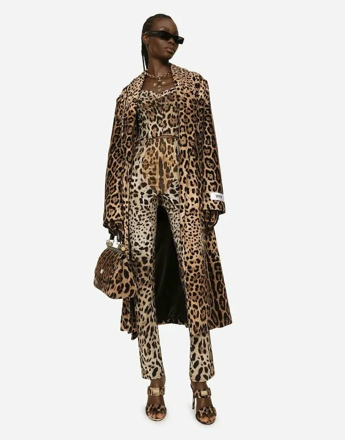 Dolce and Gabbana Coats And Jackets Women KIM DOLCEandGABBANA Leopardprint Terrycloth Coat With Belt And The ReEdition Label Animal Print Dolce and Gabbana Coats And Jackets Women KIM DOLCEandGABBANA Leopardprint Terrycloth Coat With Belt And The ReEdition Label Animal Print