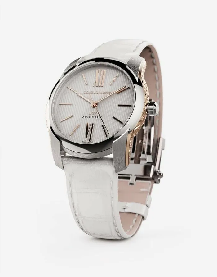 Dolce and Gabbana Watches Men DG7 Watch In Steel With Engraved Side Decoration In Gold White Dolce and Gabbana Watches Men DG7 Watch In Steel With Engraved Side Decoration In Gold White