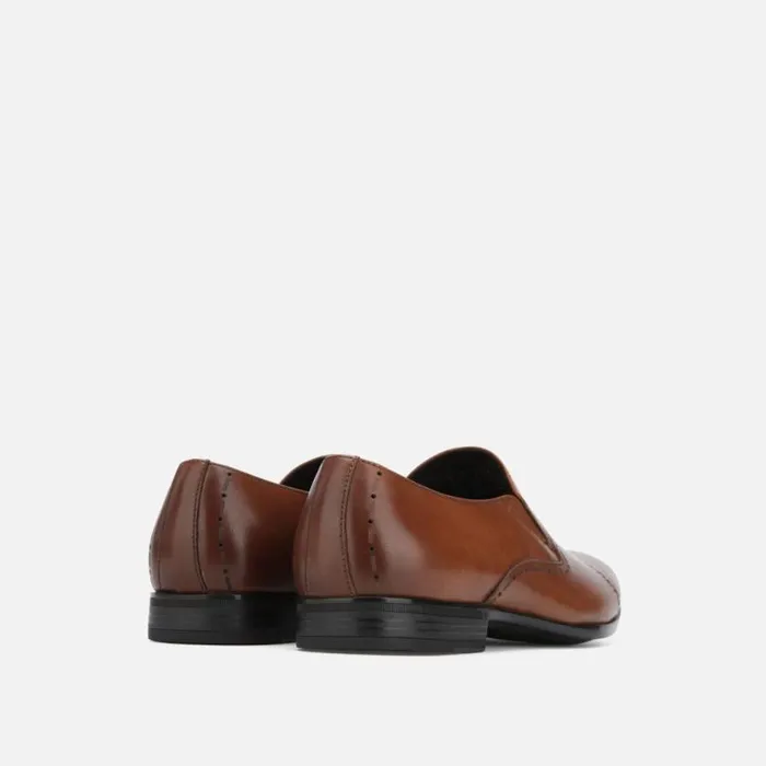 Eddy Loafer With Brogue Cap Toe Cognac Men Kenneth Cole Loafers