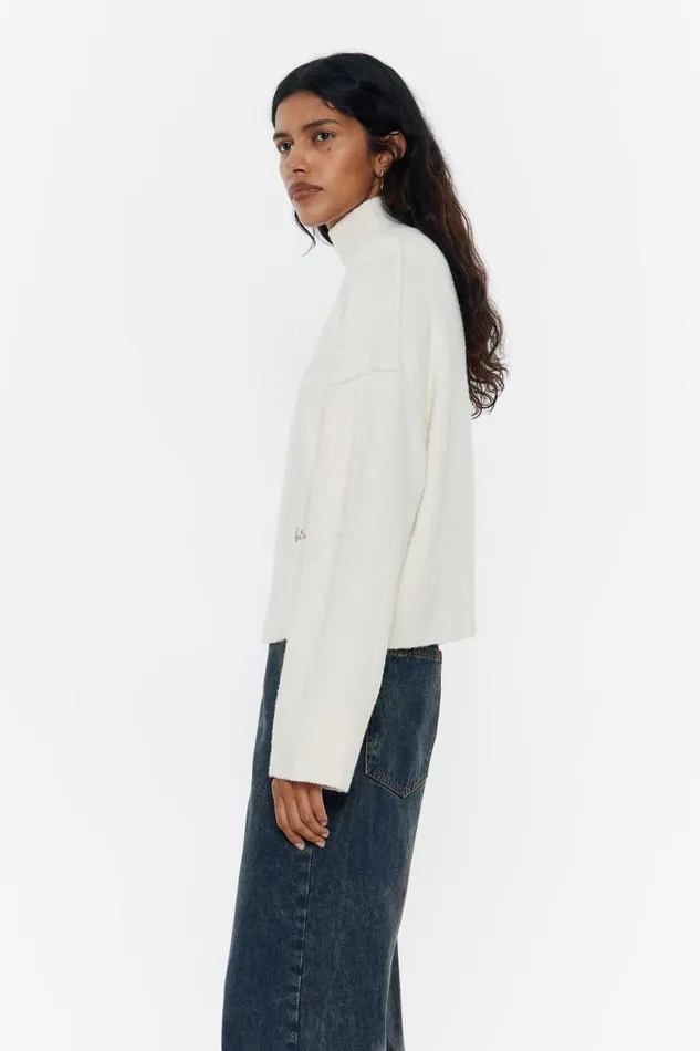 Ivory Cotton Boxy Sweater Ivory Women Bimba Y Lola Knitwear Ivory Cotton Boxy Sweater Ivory Women Bimba Y Lola Knitwear