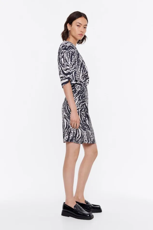 Ivory Zebra Shoulder Pads Dress Zebra Ivory Women Bimba Y Lola Dresses And Jumpsuits Ivory Zebra Shoulder Pads Dress Zebra Ivory Women Bimba Y Lola Dresses And Jumpsuits