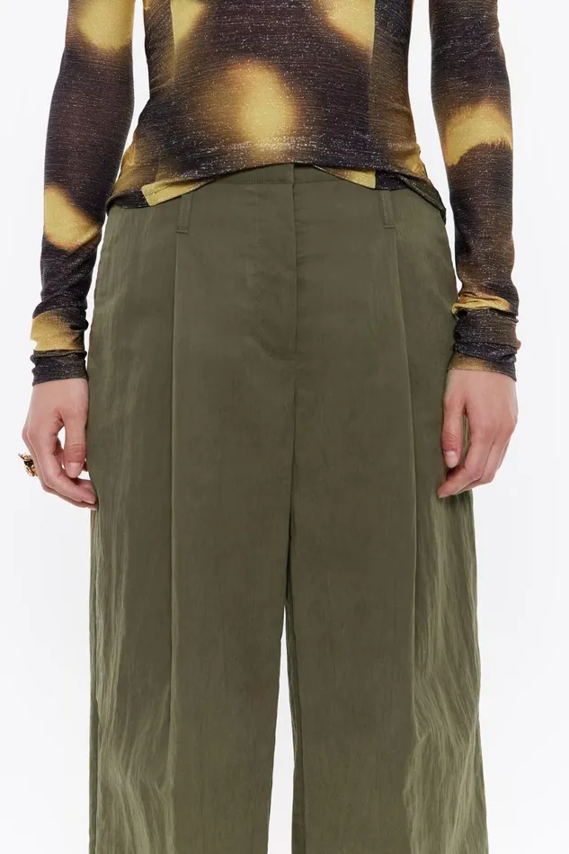 Khaki Bellbottom Trousers With Darts Khaki Women Bimba Y Lola Trousers Khaki Bellbottom Trousers With Darts Khaki Women Bimba Y Lola Trousers