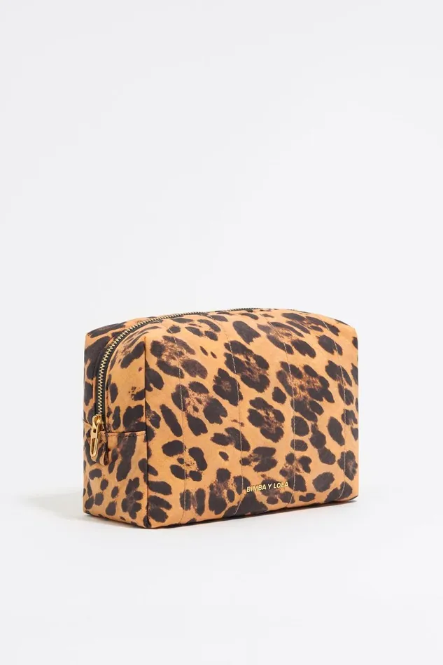 Large Beige Leopard Nylon Makeup Case Leopard Natural Women Bimba Y Lola Vanity Pouches Large Beige Leopard Nylon Makeup Case Leopard Natural Women Bimba Y Lola Vanity Pouches