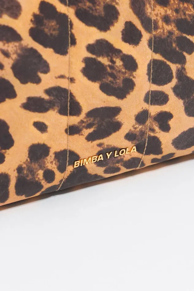Large Beige Leopard Nylon Makeup Case Leopard Natural Women Bimba Y Lola Vanity Pouches Large Beige Leopard Nylon Makeup Case Leopard Natural Women Bimba Y Lola Vanity Pouches
