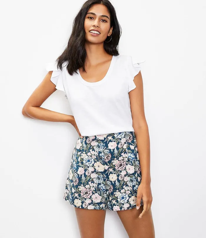 LOFT The Pleated Pull On Short In Floral Fresh Thyme Women Shorts