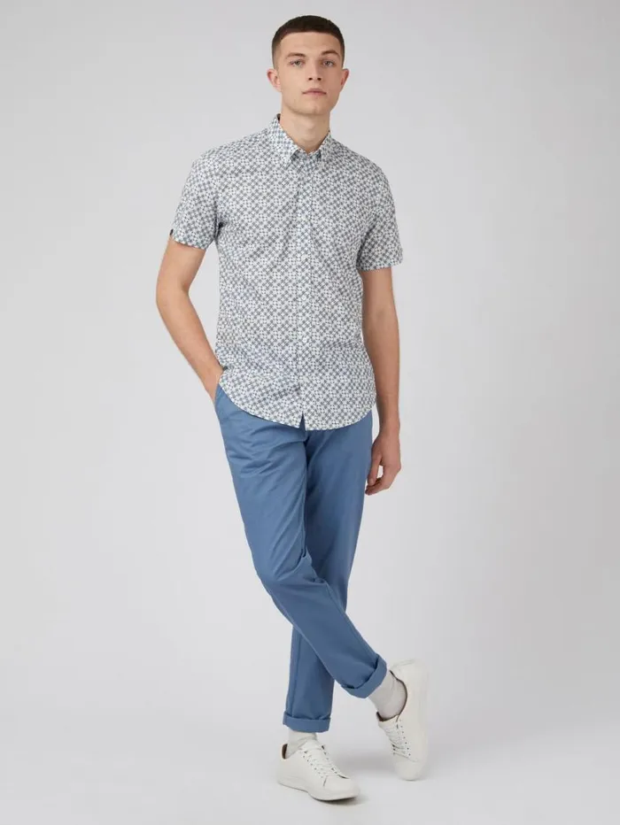 Men Ben Sherman Archive Print Shirts Mod Geo Print ShortSleeve Shirt 8211 Light Blue Men Ben Sherman Archive Print Shirts Mod Geo Print ShortSleeve Shirt 8211 Light Blue