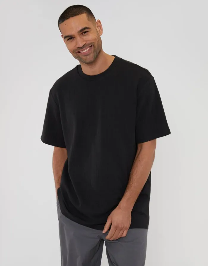 Men Black Textured Relaxed Fit Short Sleeve TShirt Threadbare TShirts