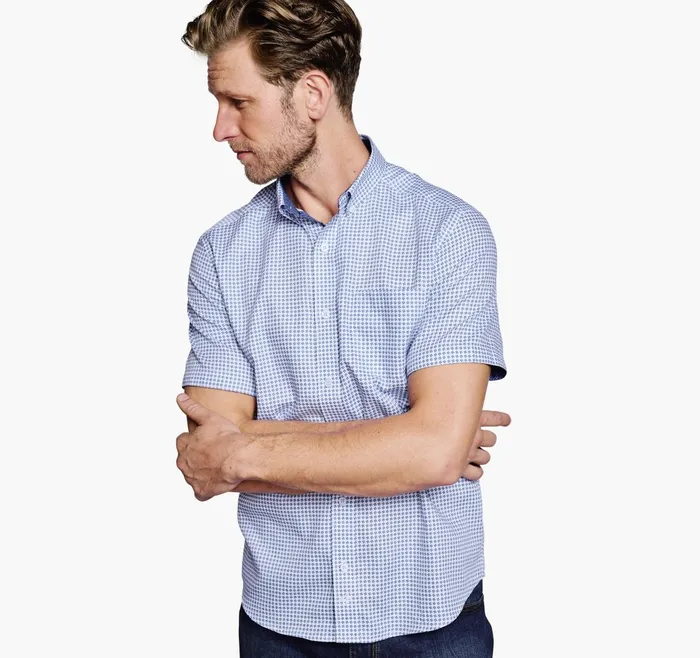 Men Textured Cotton ShortSleeve Shirt Blue Geo Turbine JohnstonandMurphy ShortSleeve Shirts