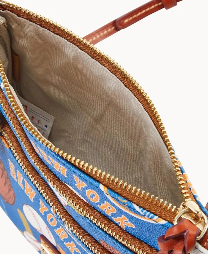MLB Mets N S Triple Zip Crossbody Mets Woman Dooney and Bourke Crossbodies MLB Mets N S Triple Zip Crossbody Mets Woman Dooney and Bourke Crossbodies