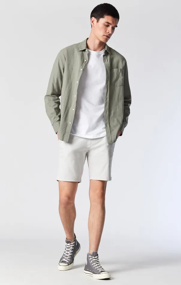 Noah Shorts In Oyster Mushroom Twill Men Mavi Jeans Shorts