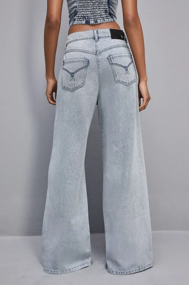 Patrizia Pepe Pants and Jeans Low Rise Oversized Denim Jeans Light Blue 8211 Women