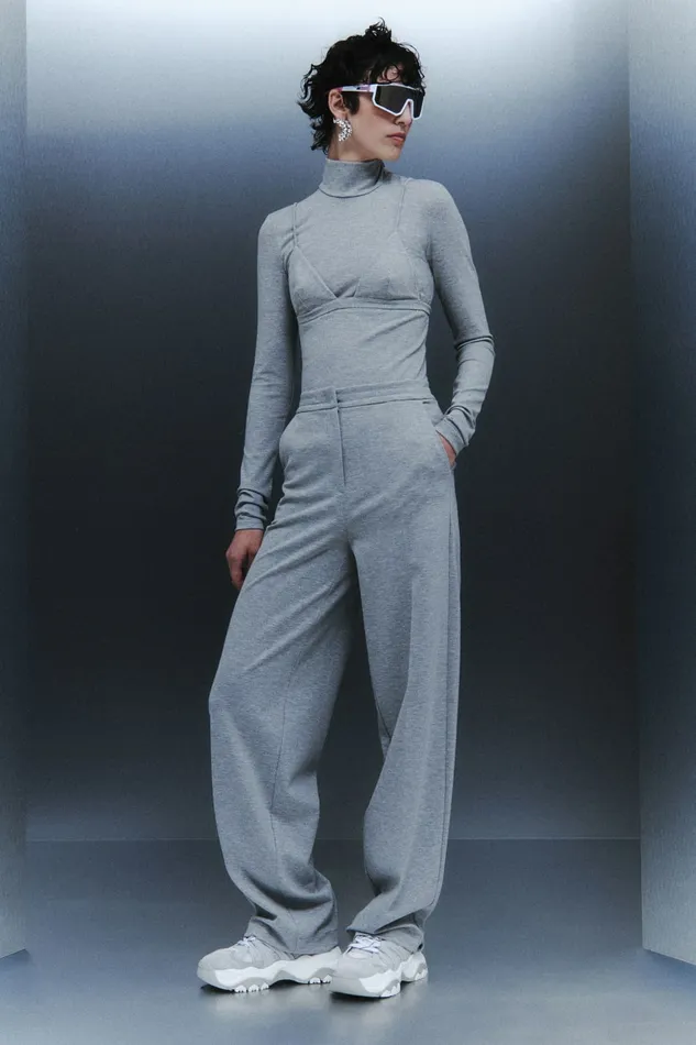 Patrizia Pepe Pants and Jeans Straight Pants Grey 8211 Women