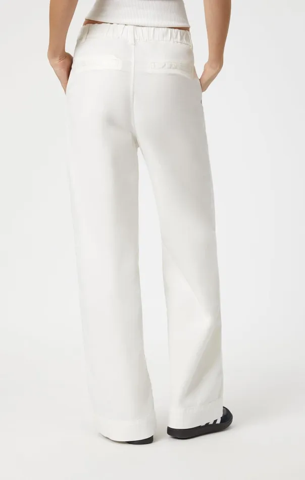 Pera Pleated Wide Leg In OffWhite Light Twill Women Mavi Jeans Pants Pera Pleated Wide Leg In OffWhite Light Twill Women Mavi Jeans Pants
