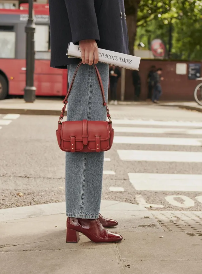 Petite Mendigote Shoulder Bags Fw24 Sac Mini Steve Multipoches Red 8211 Women