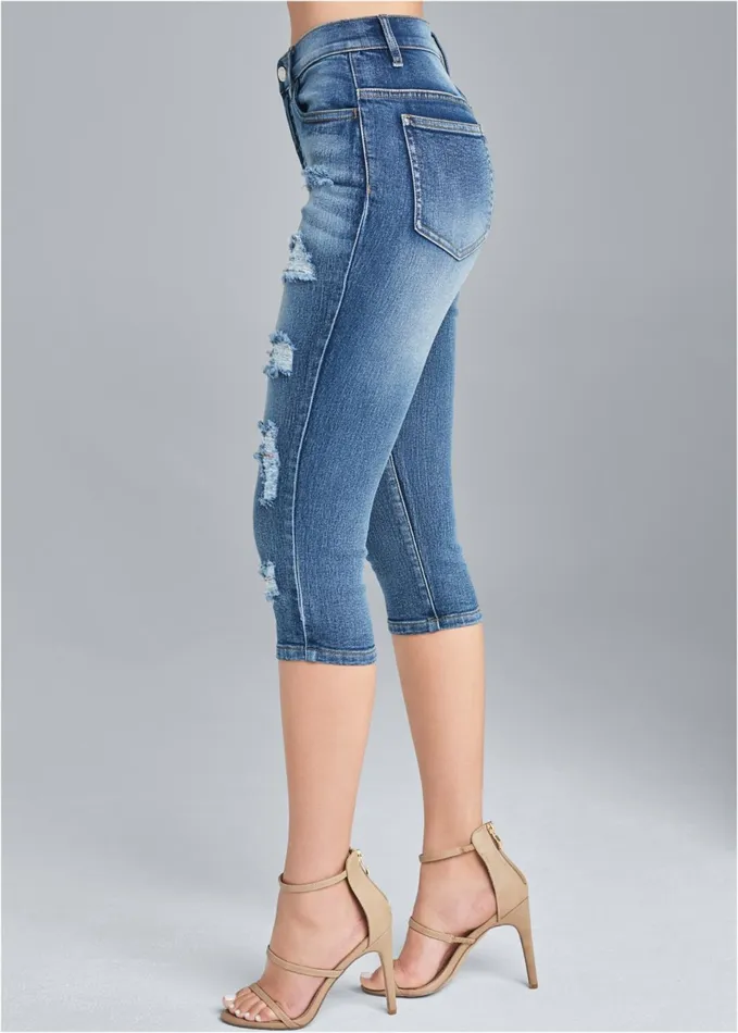 RIPPED CAPRI JEANS Medium Wash Women VENUS Casual
