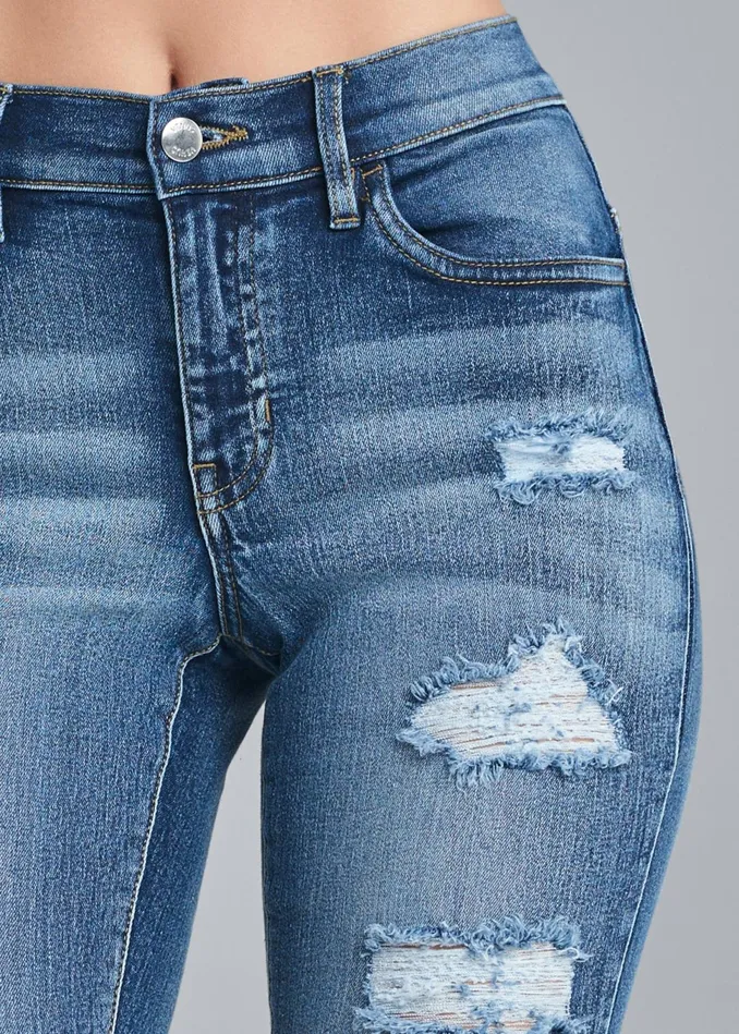 RIPPED CAPRI JEANS Medium Wash Women VENUS Casual