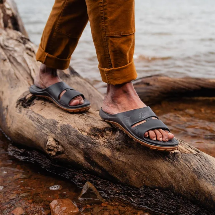Shelter Cove Black Men Danner Sandals and Water Shoes