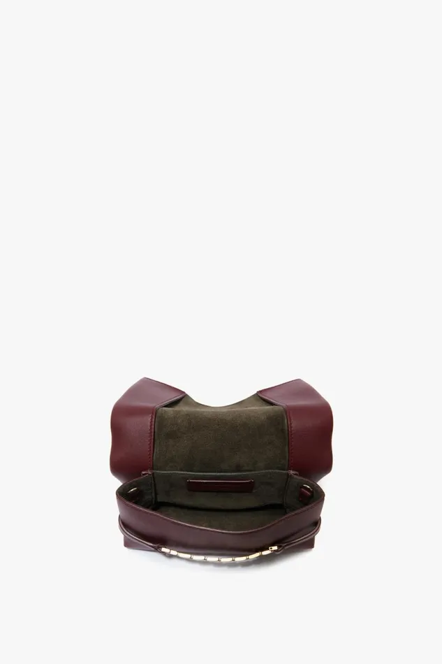 Shoulder Bags Women Victoria Beckham Mini Chain Pouch With Long Strap In Burgundy Leather Shoulder Bags Women Victoria Beckham Mini Chain Pouch With Long Strap In Burgundy Leather