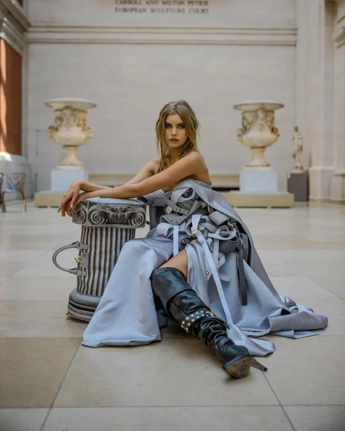 SPRAYGROUND THE MET GREEK TEMPLE OF SARDIS COLUMN DUFFLE Bags