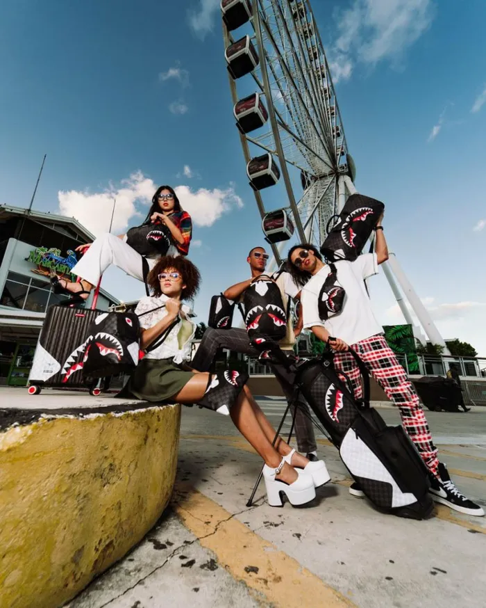SPRAYGROUND TRIPLE DECKER HEIR TO THE THRONE DUFFLE Bags