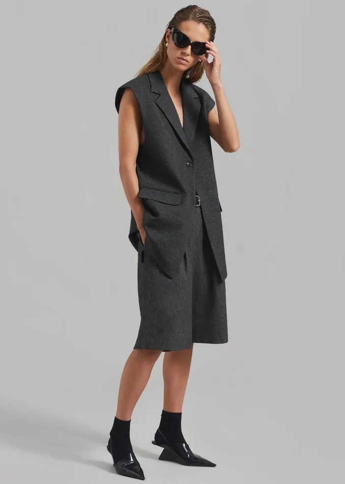 The Frankie Shop Bottoms Isara Pleated Shorts 8211 Dark Grey Melange 8211 Women