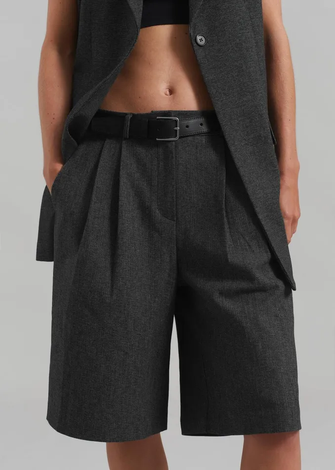 The Frankie Shop Bottoms Isara Pleated Shorts 8211 Dark Grey Melange 8211 Women