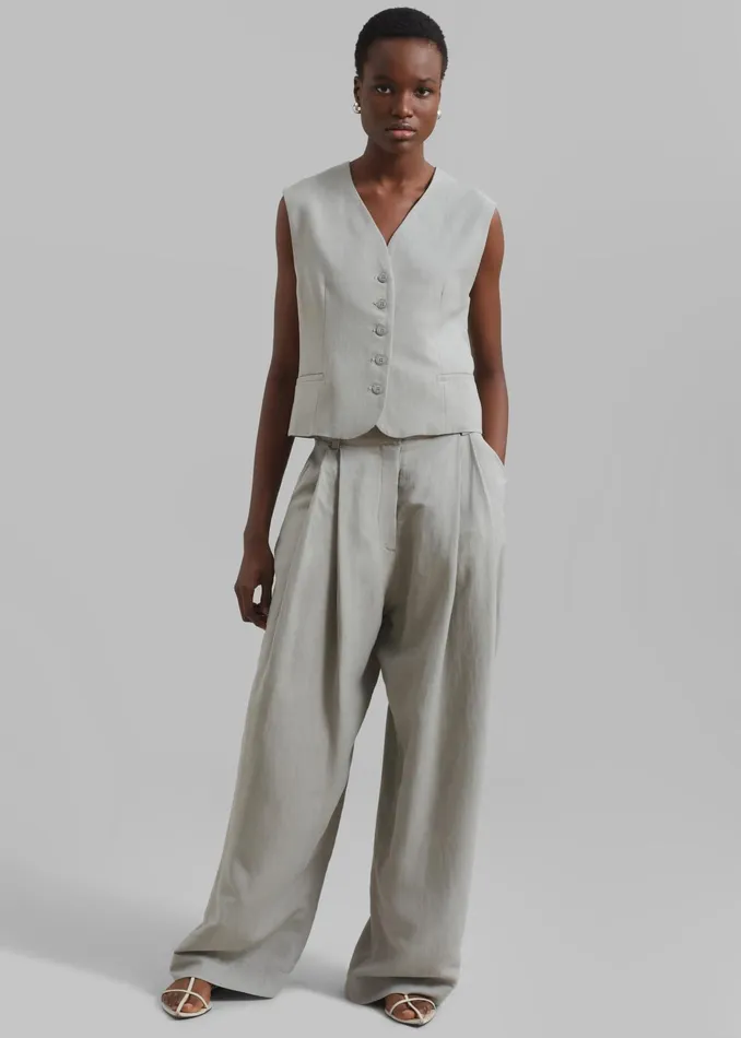 The Frankie Shop Bottoms Piper Pleated Trousers 8211 Sage 8211 Women