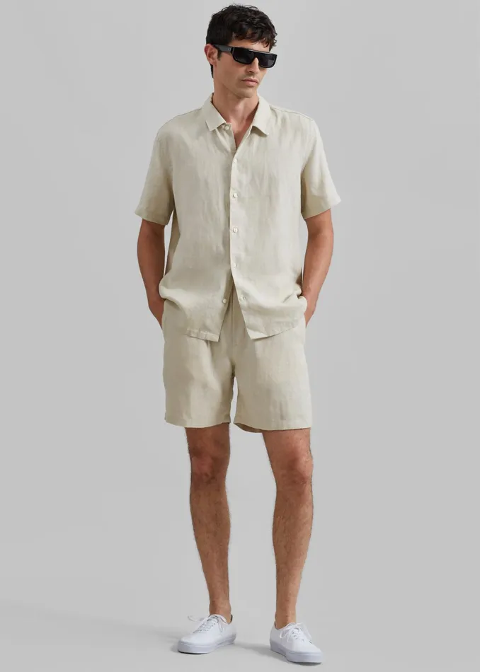 The Frankie Shop Bottoms Samse Samse Sajabari Shorts 8211 Castle Wall 8211 Men