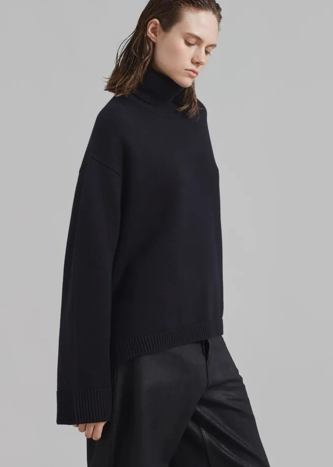 The Frankie Shop Knitwear Rhea Trapeze Turtleneck 8211 Black 8211 Women