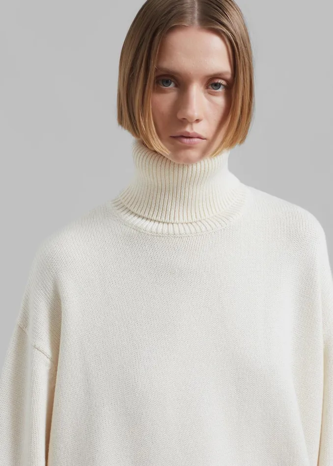The Frankie Shop Knitwear Rhea Trapeze Turtleneck 8211 Ivory 8211 Women