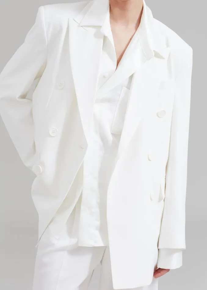 The Frankie Shop Outerwear Nessi Double Breasted Blazer 8211 White 8211 Women