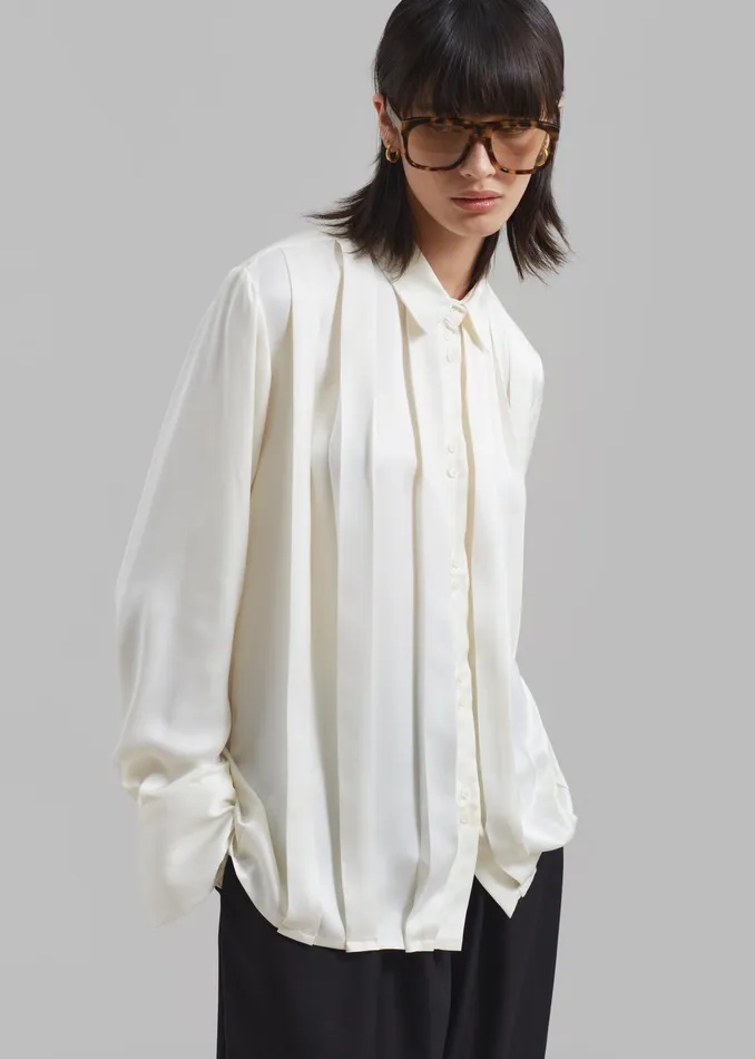 The Frankie Shop Tops Elliana Front Pleated Blouse 8211 Cream 8211 Women