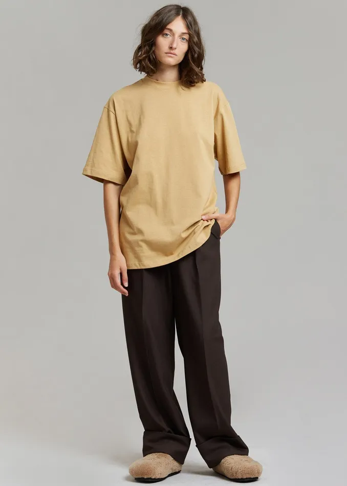 The Frankie Shop Tops Evora Tee 8211 Sahara 8211 MenWomen