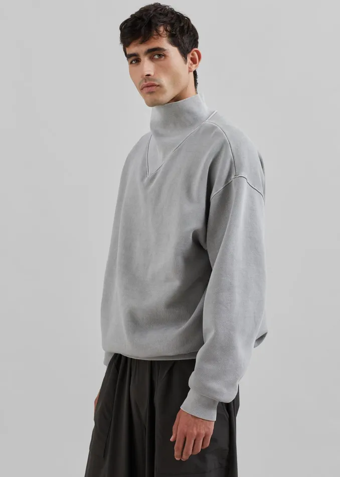 The Frankie Shop Tops Micah Sweatshirt 8211 Light Grey 8211 Men