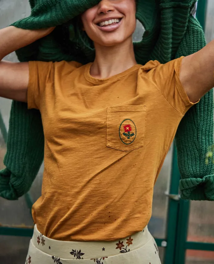 Tops and TShirts Women8217s ToadandCo Women8217s Primo Crew Embroidered Pocket Cross Stitch