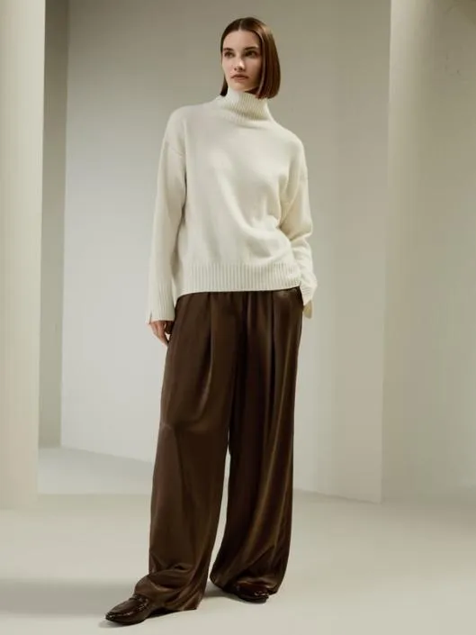 Turtleneck RelaxedFit Cashmere Sweater Women Lilysilk Knitwear