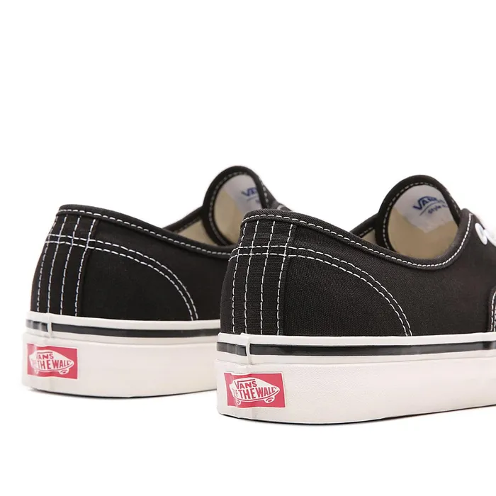 Vans Classics Men Anaheim Factory Authentic 44 DX Shoes Black
