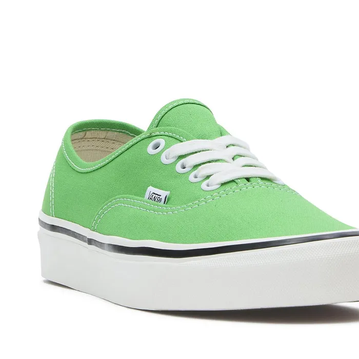 Vans Lowtop Shoes Men Authentic 44 DX Shoes Green