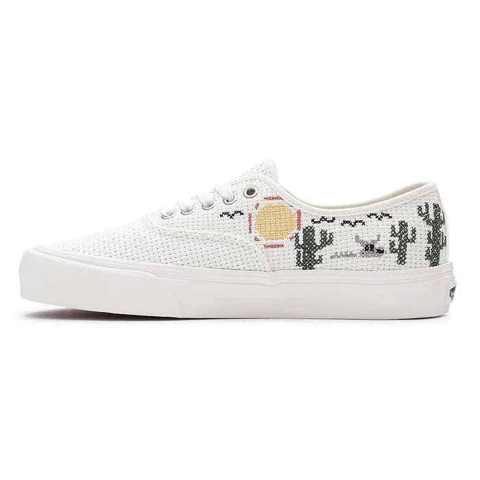 Vans Lowtop Shoes Men Desert Embroidery Authentic VR3 Shoes White