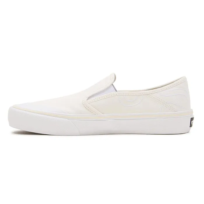 Vans Slipon Shoes Women X Wasted Talent SlipOn VR3 Shoes White