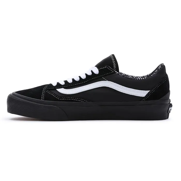 Vans View All Men GoreTex Old Skool Shoes Black