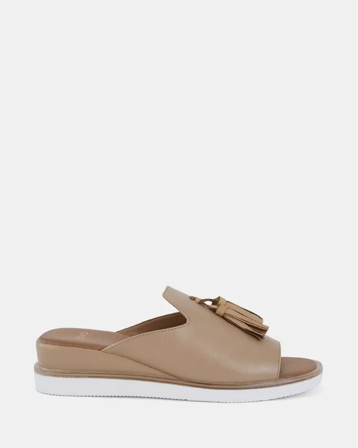 Wedges Women BOLLY NUDE NOVO Shoes