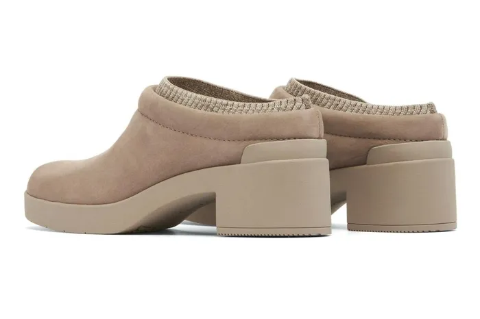 Women ABEO Footwear Clogs Capital Clog Light Tan Women ABEO Footwear Clogs Capital Clog Light Tan