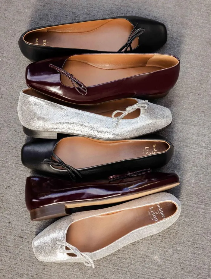 Women Ballet Flats Bobbies Carry Silver Meanders